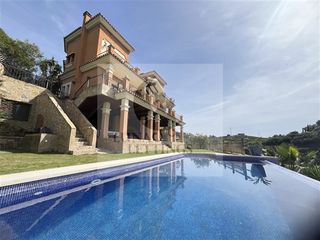 Affitto Chalet in Urbanización el rosario 466. Larga temporada villa familiar con vistas panorámicas al mar en
