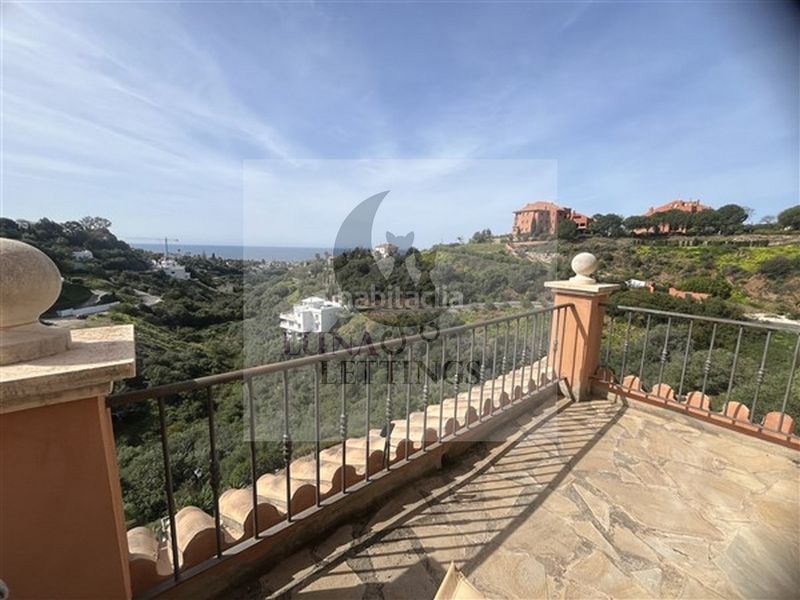 Foto af9b9245-3bd5-412b-9591-3d2505f10643. Affitto chalet in urbanización el rosario 466 in El Rosario - Ricmar Marbella