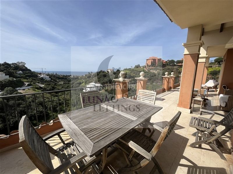 Foto c962d8ce-cf89-472c-8b61-4337c3c76b93. Affitto chalet in urbanización el rosario 466 in El Rosario - Ricmar Marbella