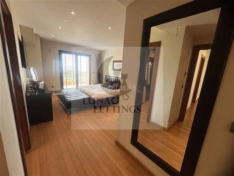 Foto e23c99a1-5c04-43c1-a742-2ed4891d6475. Affitto chalet in urbanización el rosario 466 in El Rosario - Ricmar Marbella