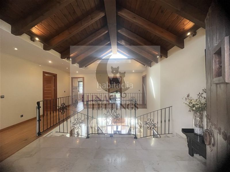 Foto f8ba5698-8e55-431d-b415-928aff9d2968. Affitto chalet in urbanización el rosario 466 in El Rosario - Ricmar Marbella