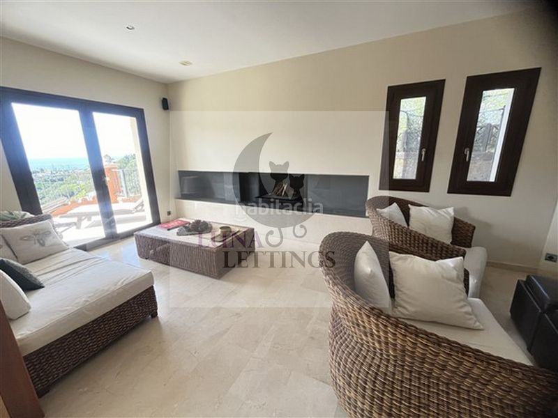 Foto 1a70dc78-d0e3-4adc-80ea-4c1650bf4104. Location chalet dans urbanización el rosario 466 dans Marbella