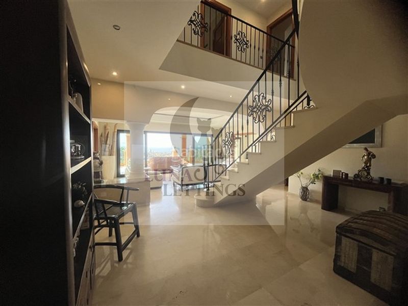 Foto 685c5222-3b55-4a61-9250-1dcb1b8b0cef. Location chalet dans urbanización el rosario 466 dans Marbella