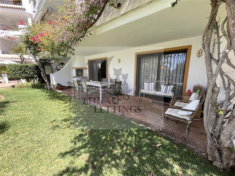 Foto 8e45400a-53fb-4f1d-8f23-23dfc34c68f5. Location duplex dans avenida jacaranda 2 dans Las Chapas - Alicate Playa Marbella