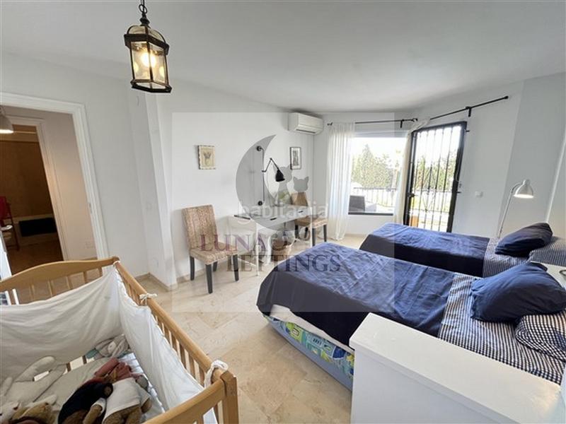 Foto 97a6d891-7df8-4f56-9e60-d6ee1152e182. Location duplex dans avenida jacaranda 2 dans Las Chapas - Alicate Playa Marbella