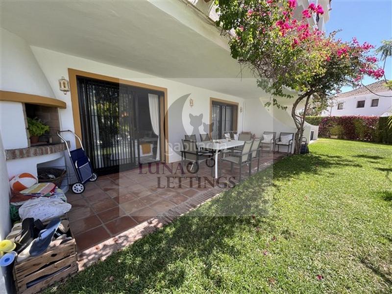 Foto b42435d3-c42e-447f-9ca6-4199b0d24a25. Location duplex dans avenida jacaranda 2 dans Las Chapas - Alicate Playa Marbella