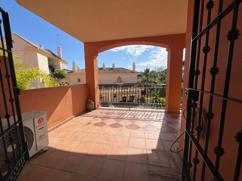 Foto 50278a8a-4ec2-4e73-aa26-cfd305853005. Location appartement dans paseo del golf 42 dans Santa María Marbella