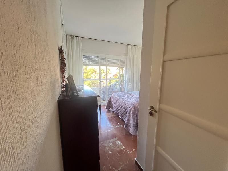 Foto fc67c1c6-cae7-4607-857f-9a4d18cc04b5. Appartement dans avenida jacaranda 118 dans Las Chapas - Alicate Playa Marbella