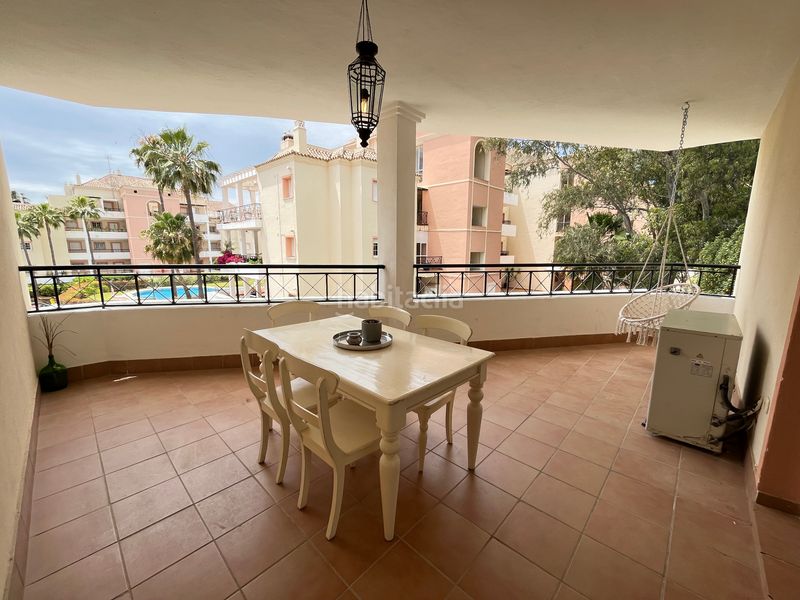 Foto 1f356231-17fe-4a8a-b774-1849341e2c93. Pis a avenida del prado 69 a Las Brisas Marbella