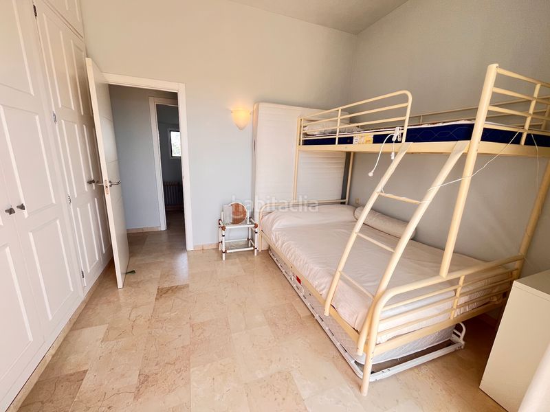 Foto 3c449ba2-bc19-4ac4-9f18-04ed482db9e6. Rent triplex in avenida jacaranda 31 in Las Chapas - Alicate Playa Marbella