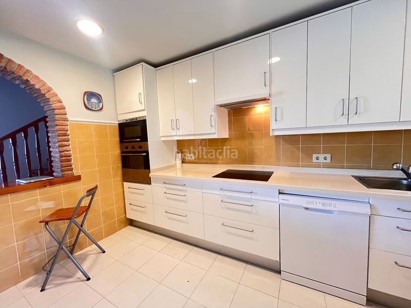 Foto a3d4823e-bfb2-40d6-b4a2-105b146b1163. Rent triplex in avenida jacaranda 31 in Las Chapas - Alicate Playa Marbella