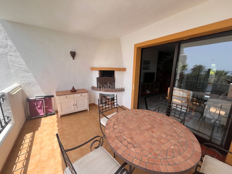Foto ff441354-e7a2-49eb-bc50-1a8cb4684601. Rent triplex in avenida jacaranda 31 in Las Chapas - Alicate Playa Marbella
