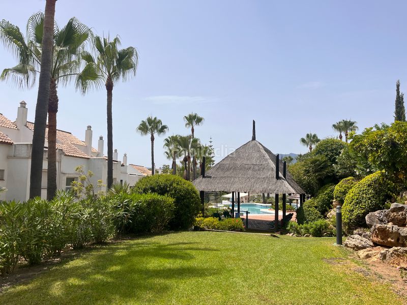 Foto 9bead6b5-7324-456c-9226-50d113e39b84. Casa adossada a calle concha lagos 4 a lomas de Marbella club Marbella