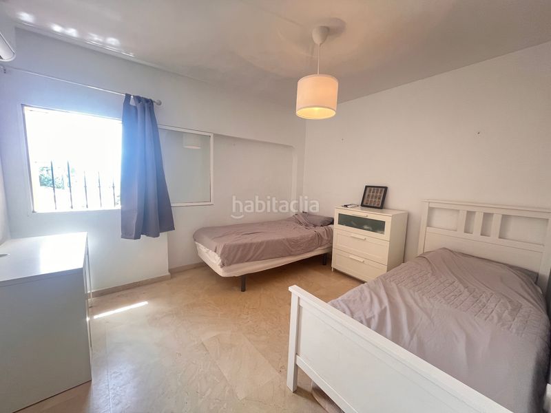Foto bf0b6977-4bea-4000-9f7b-77fc8bc82940. Lloguer casa adossada a calle madrid 25 a Costabella Marbella