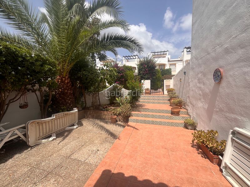 Foto d069f896-6d26-4dbf-97b1-ad29792d110a. Lloguer casa adossada a calle madrid 25 a Costabella Marbella