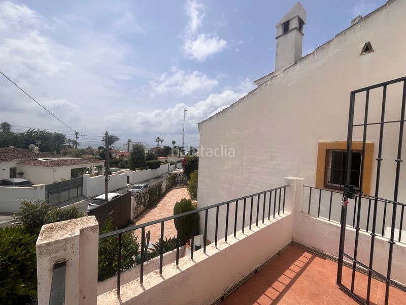 Foto e4519dc0-2e03-4795-bf85-df72a0270ac8. Lloguer casa adossada a calle madrid 25 a Costabella Marbella