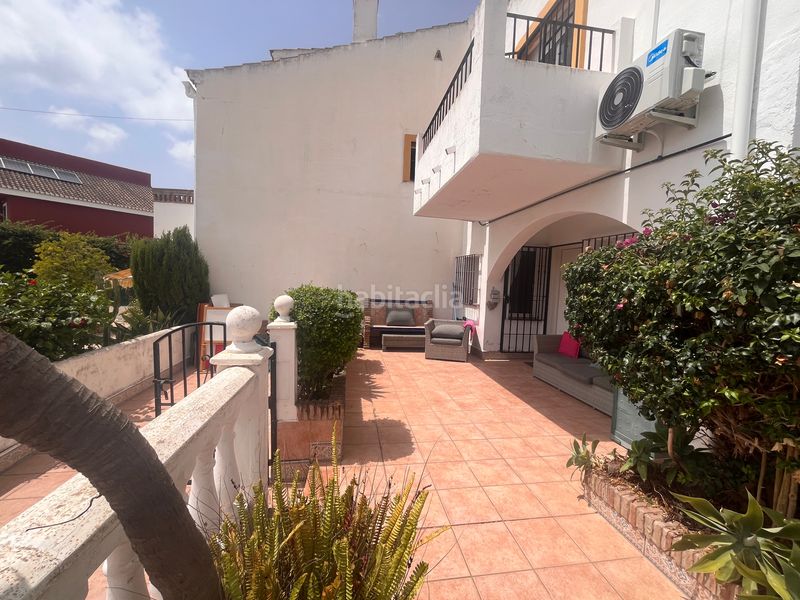 Foto 4426be72-1429-4d5b-bc32-59e206d50f9d. Miete reihenhaus in calle madrid 25 in Costabella Marbella