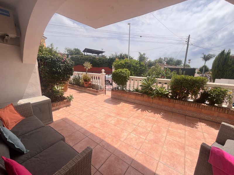 Foto a2afc0f4-7f7b-4b51-8725-b438d86e84d5. Miete reihenhaus in calle madrid 25 in Costabella Marbella