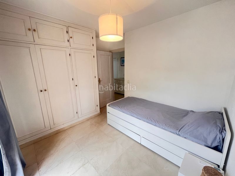 Foto b2f20d62-e5b6-4044-a10b-437f8ee7aed8. Miete reihenhaus in calle madrid 25 in Costabella Marbella