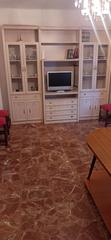 Location Appartement  Calle santa herminia. Se alquila casita de 2 plantas para estudiantes