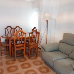 Location Appartement  Calle san rómulo. Se alquila piso de 3 dormitorios para estudiantes