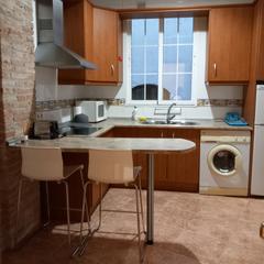 Lloguer Pis  Plaza de bib-rambla. Se alquila apartamento en el centro