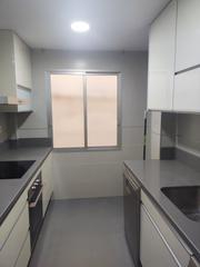 Piso  Arabial. Se vende piso en c/arabial