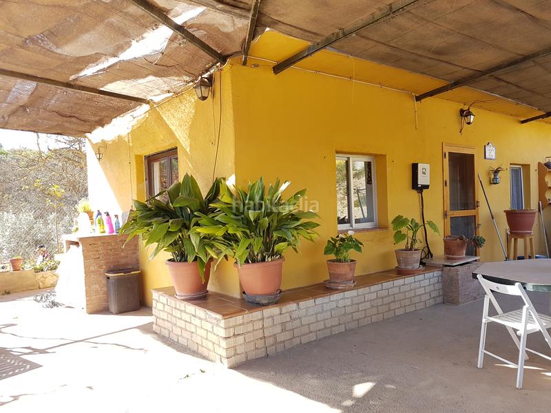 Foto e135cced-963a-48b7-bcc9-4f6c7794d674. Finca rústica se vende casa con terreno en durcal en Dúrcal