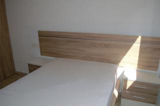 Location Appartement  Avenida de américa. Se alquilan 3 habitaciones en un piso para compartir