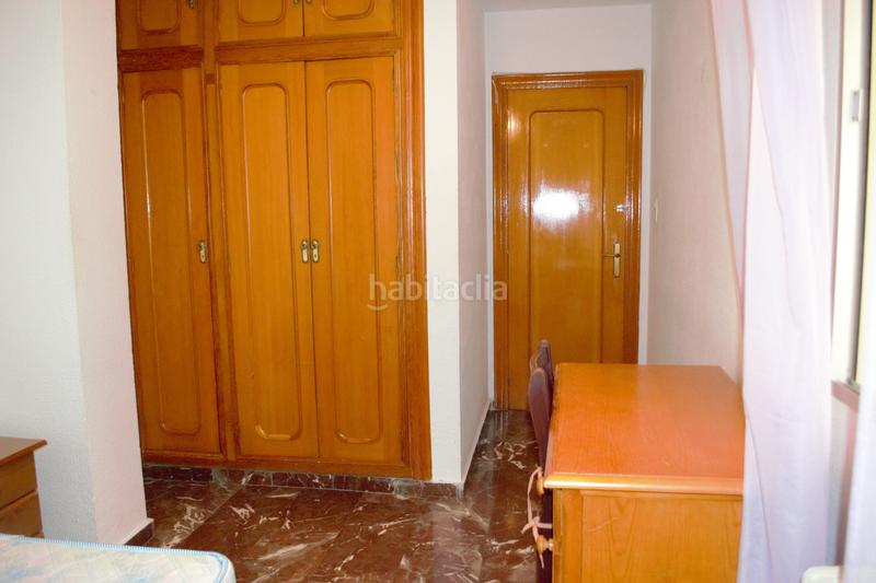 Foto b0b161fd-790a-4f06-b1ef-03cedb938180. Rent flat with heating in Pajaritos Granada