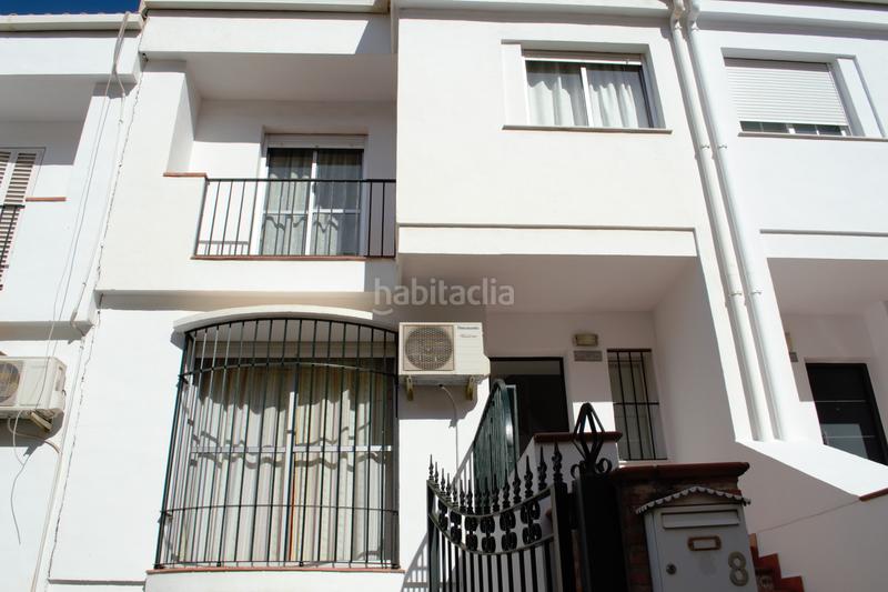 Foto 5e8e06d8-342c-4dab-a512-bf0bb7d20c6c. Rent house with heating parking in Av. F. Garcia Lorca - Nueva Estación Autobuses Granada