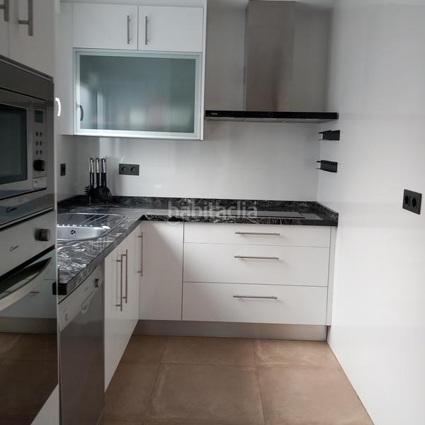 Foto dbfb913d-d3be-49e0-8ce1-3d85b659a1dd. Rent house with heating parking in Av. F. Garcia Lorca - Nueva Estación Autobuses Granada