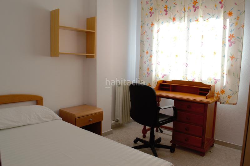 Foto f2d6235f-f96a-4fc1-a6c3-034f13e183e3. Rent house with heating parking in Av. F. Garcia Lorca - Nueva Estación Autobuses Granada