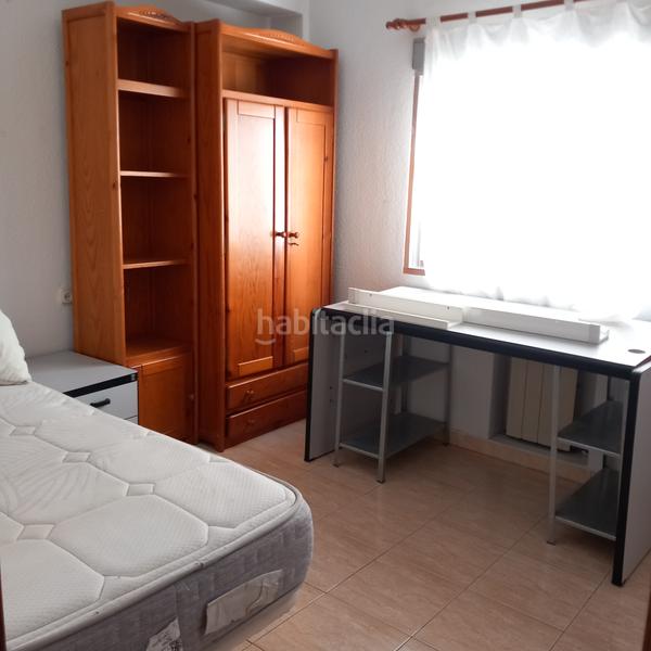 Foto 9c2ddb49-5f41-4a1b-baf8-6e6ed9f0e638. Rent flat with heating in Centro - Sagrario Granada