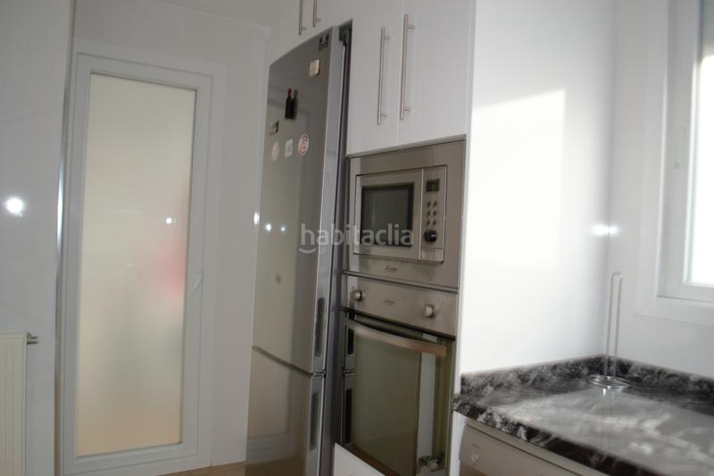 Foto 151c3d5d-ffe8-48a5-ab00-1e6c248977f0. Lloguer casa amb calefacció aparcament a Av. F. Garcia Lorca - Nueva Estación Autobuses Granada