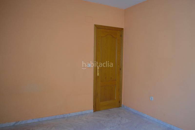 Foto 2c27f936-6e24-4b64-a0e9-496048e19aa8. Flat with heating parking in Camino de los Neveros - Serrallo Granada
