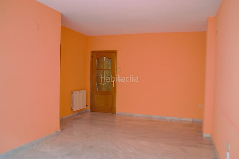 Foto 61942c30-1e64-45cd-9edf-0ccee251c986. Flat with heating parking in Camino de los Neveros - Serrallo Granada