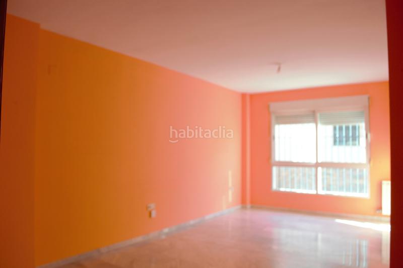 Foto 650dd4ea-0b4e-4431-a1c3-1279f3c107a6. Flat with heating parking in Camino de los Neveros - Serrallo Granada