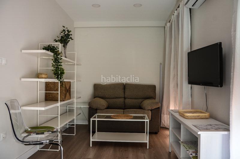 Foto d9e2e712-20eb-475d-a9c7-fe0045bffb43. Rent flat with heating in Centro - Sagrario Granada