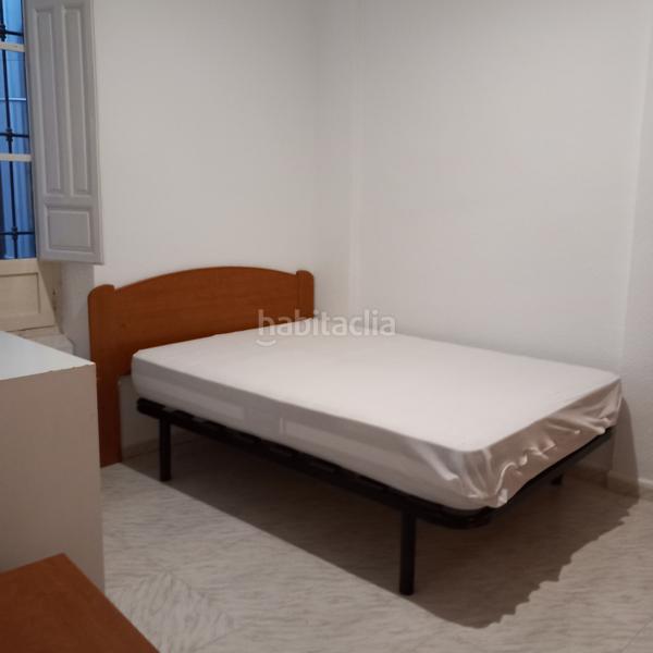 Foto 4953f270-6555-45c9-843f-29d741ee842d. Affitto appartamento con riscaldamento in Centro - Sagrario Granada