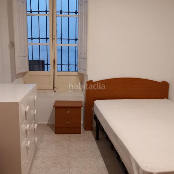 Foto 42762cce-5626-4c39-9aea-847a50a4e0d9. Miete etagenwohnung mit heizung in Centro - Sagrario Granada