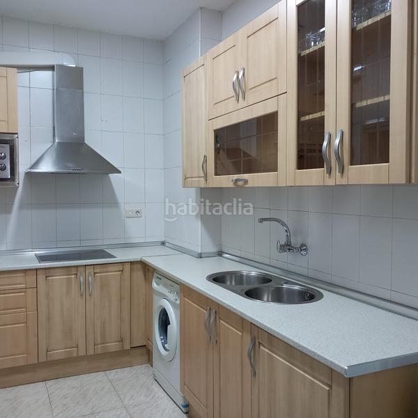 Foto 4563a77c-7881-4152-b8fb-8a33824a66f6. Rent flat with heating in Centro - Sagrario Granada