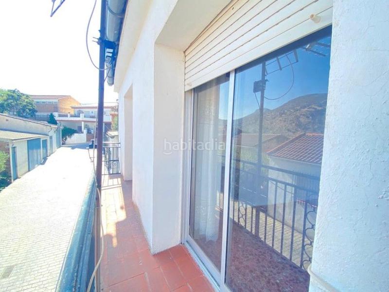 Foto ceea8d04-aec1-46b0-b8c8-9597800daca7. Casa adosada en n/a en Colomera