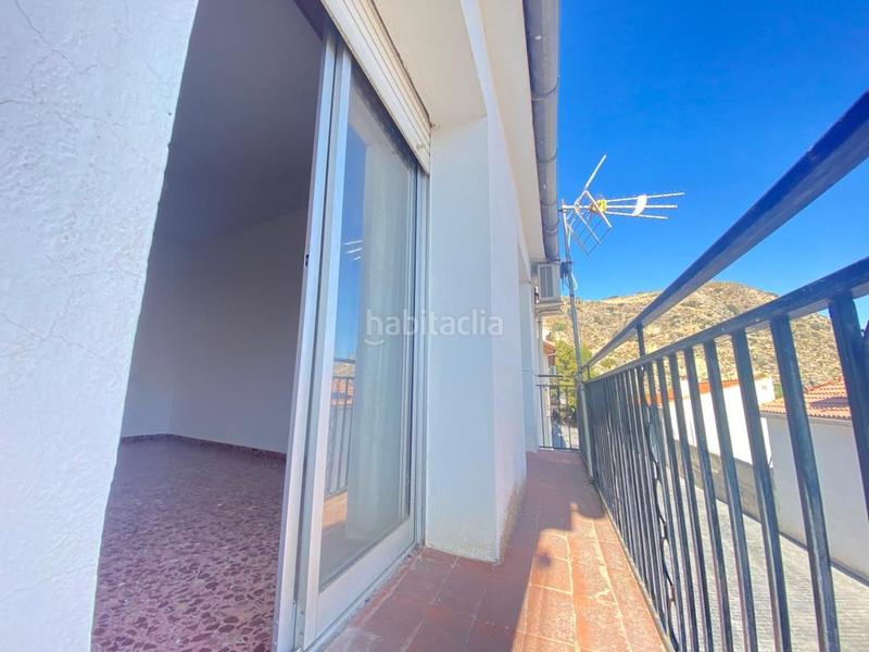 Foto efcef99a-a838-4724-93f1-e15957413832. Casa adosada en n/a en Colomera