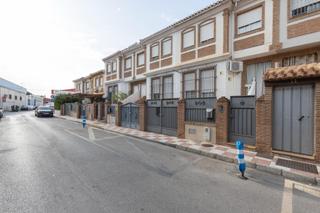 Semi detached house  Calle hermanos álvarez quintero