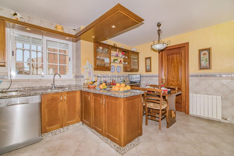 Foto 90d086d2-cb9f-4350-9732-7ca994386e82. Chalet en Maracena