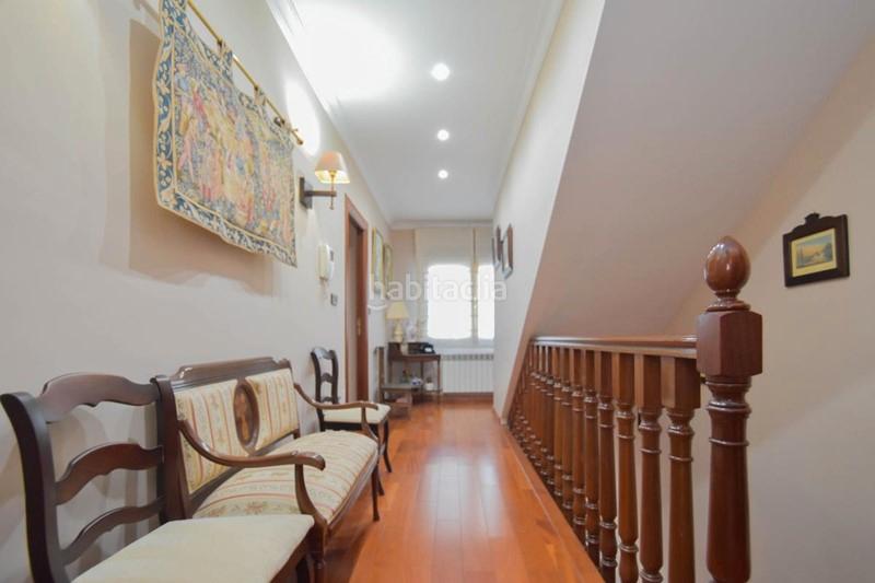 Foto 21d5ac6c-6d2e-4a07-8a75-04efaf2d22b3. Xalet amb aparcament piscina a Maracena