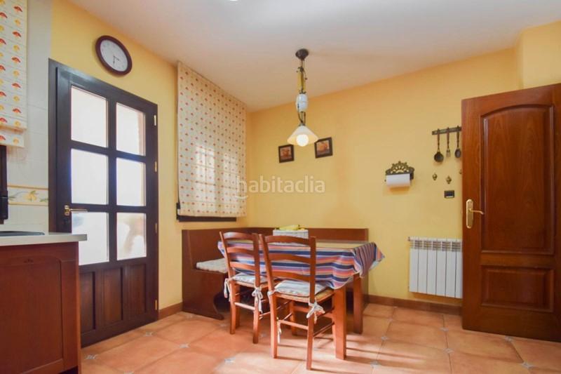 Foto 53c7e497-5293-4e0c-ad60-bff22d44e9c0. Xalet amb aparcament piscina a Maracena