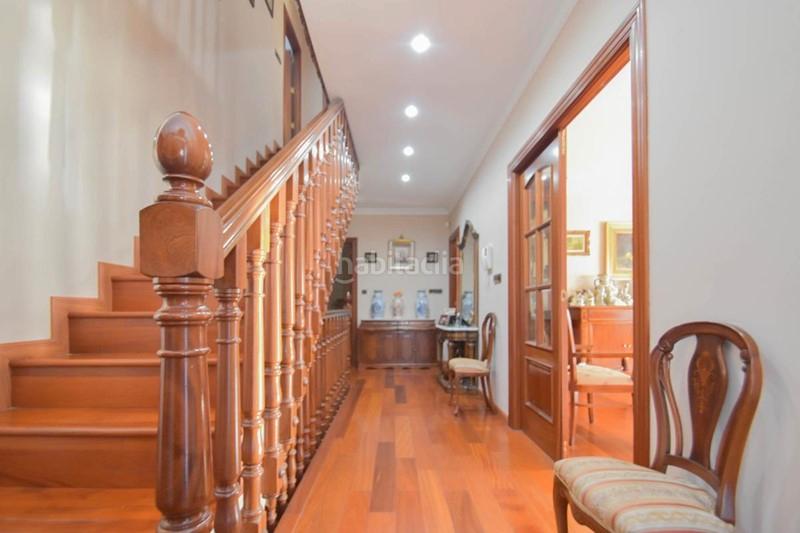 Foto 9f8a4526-d2cc-4d83-8a62-7c1c110598a9. Xalet amb aparcament piscina a Maracena