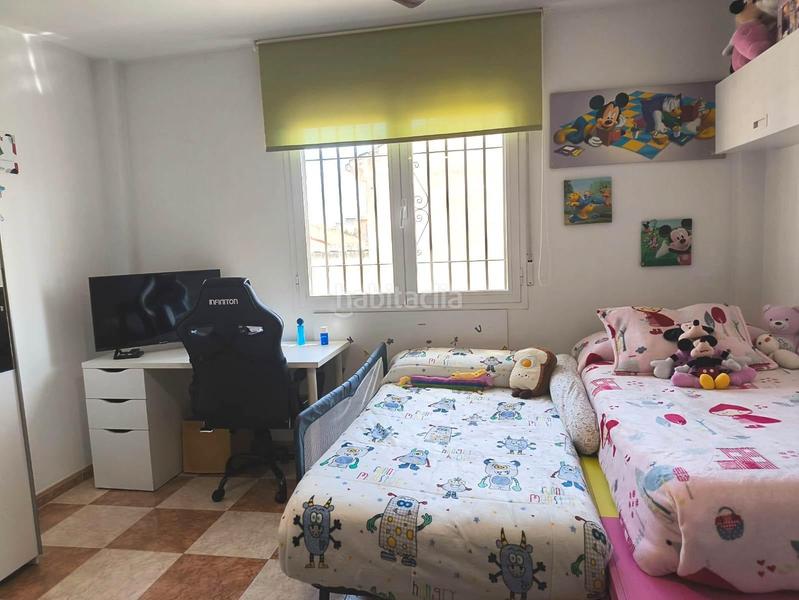 Foto a8ab4828-7df9-4ed0-b0d6-c6517b203f48. Casa pareada en Cúllar Vega